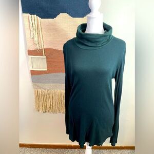 Michael Stars at EVEREVE Green Crowl Neck Jersey Long Sleeves Tunic size L